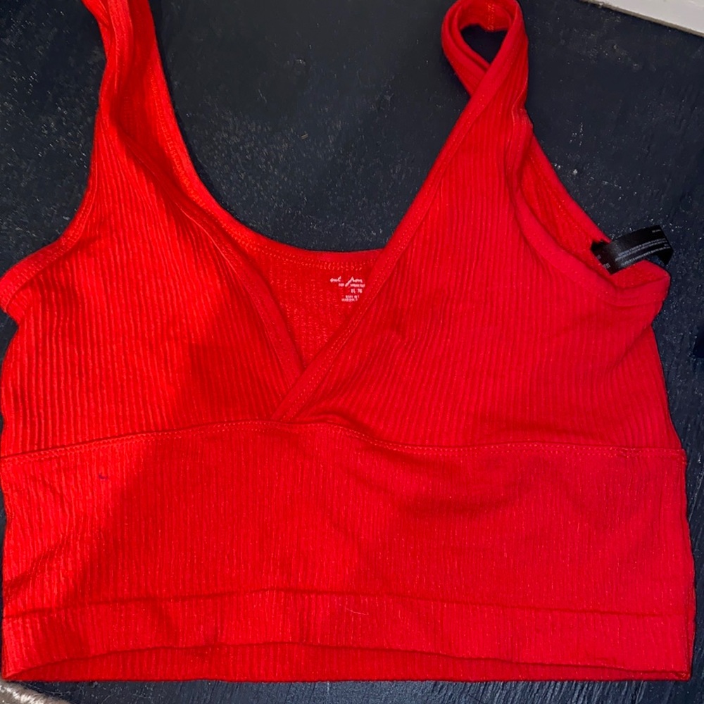 urban red top